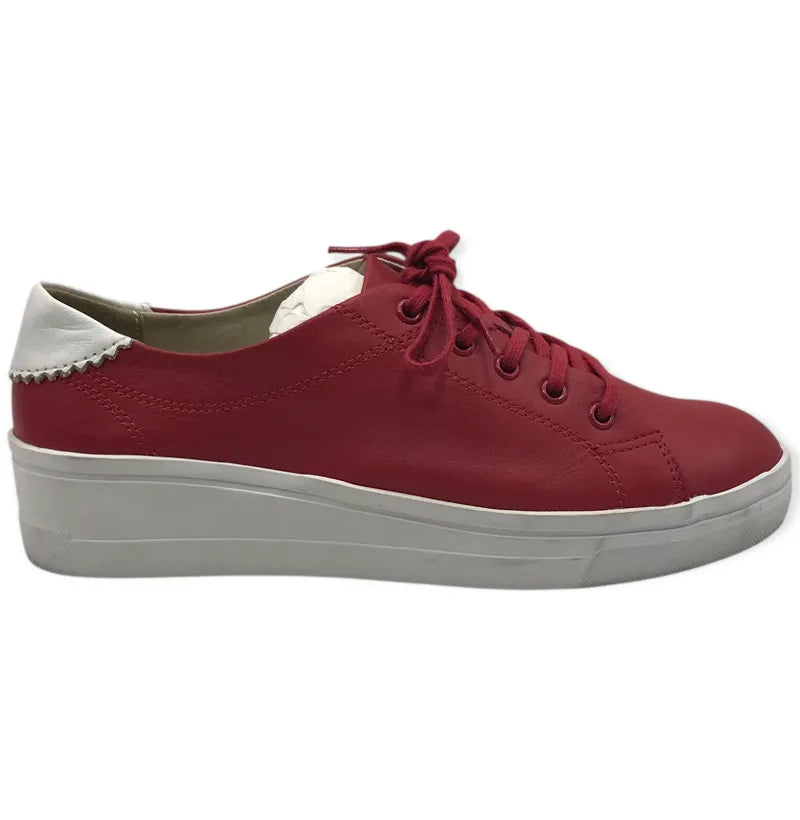 Baskets en friperie : trouvez des sneakers de qualité jusqu'à -70%