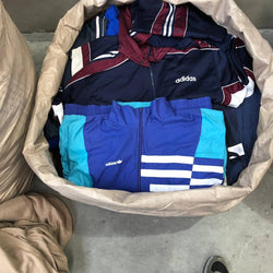 palettes de 150 kilos de vintage mixte avec marques inclus hiver été
