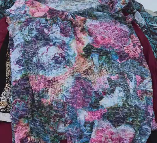 BOX OF 20 KILOS THRIFT SHOP CREAM special boutique and market women's clothing mixed winter